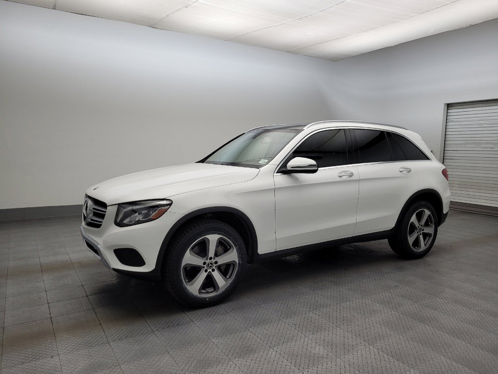 Used 2019 Mercedes-Benz GLC 300 4MATIC image 2