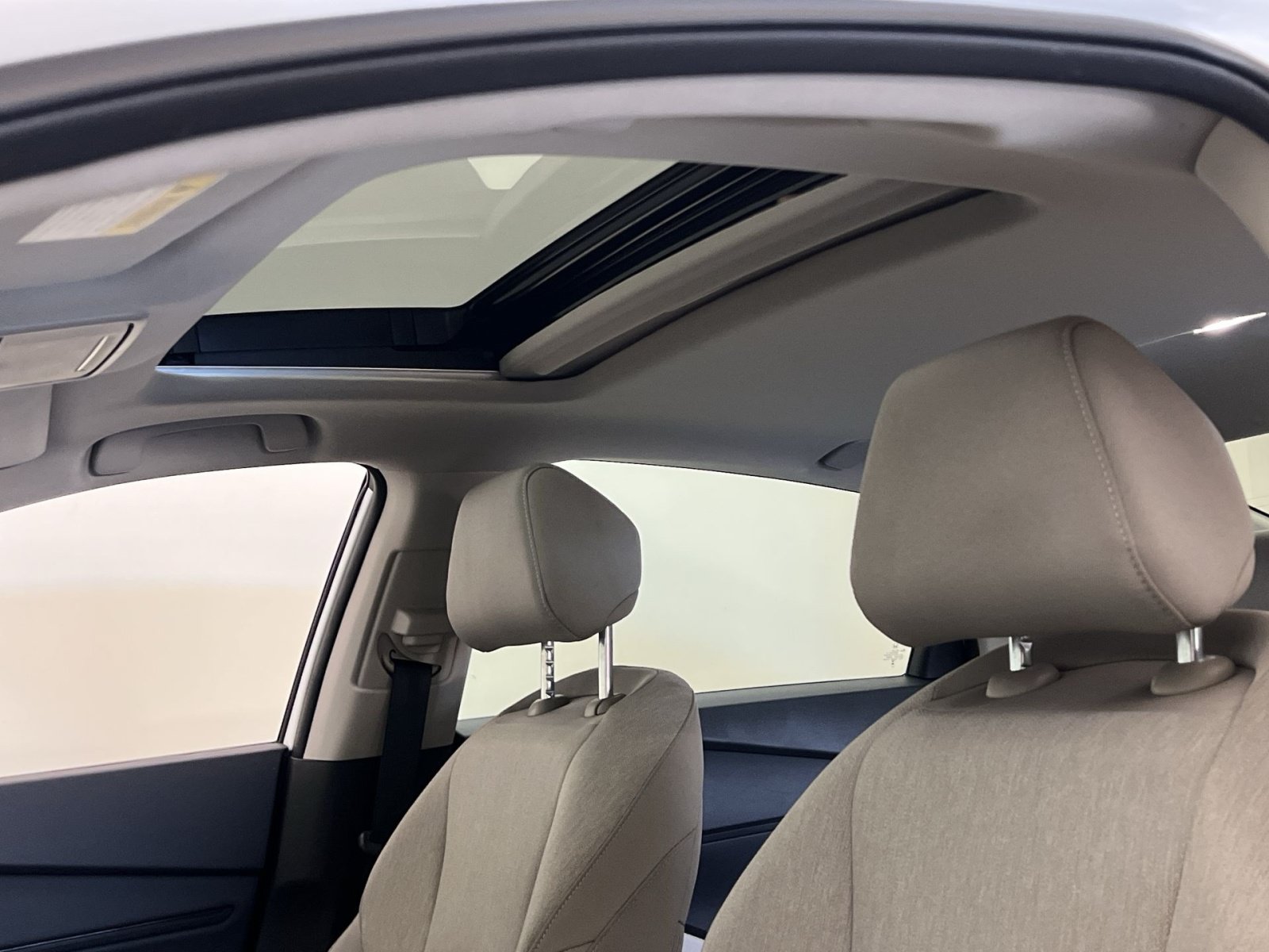 Used 2023 Honda Accord EX image 23