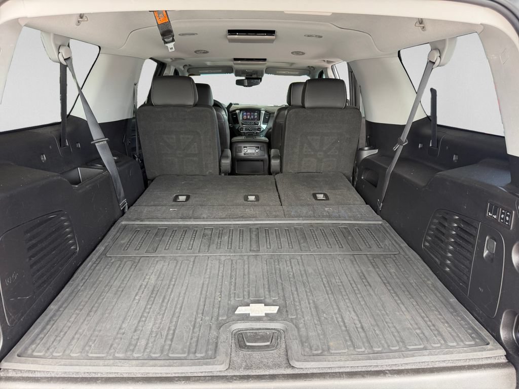 Used 2019 Chevrolet Suburban LT RWD image 33