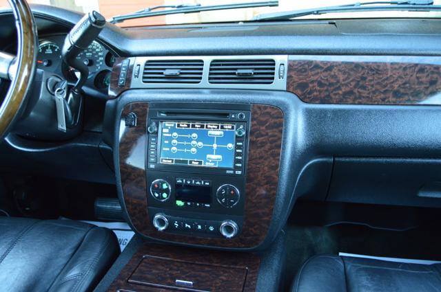 Used 2008 GMC Yukon XL Denali AWD/4WD image 20