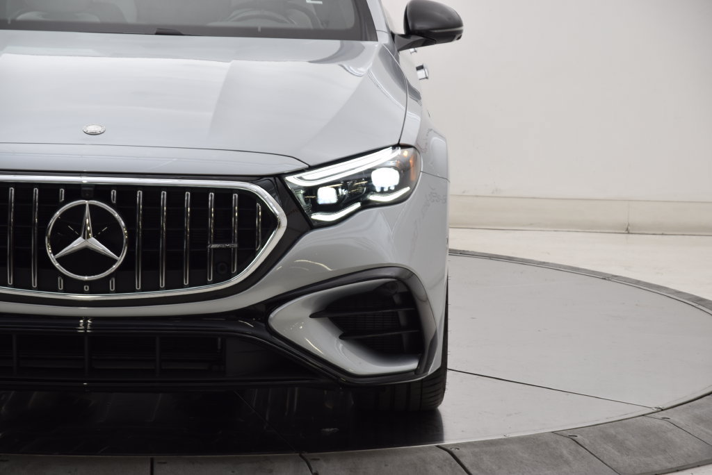 New 2026 Mercedes-Benz E 53 AMG e 4MATIC Sedan image 10