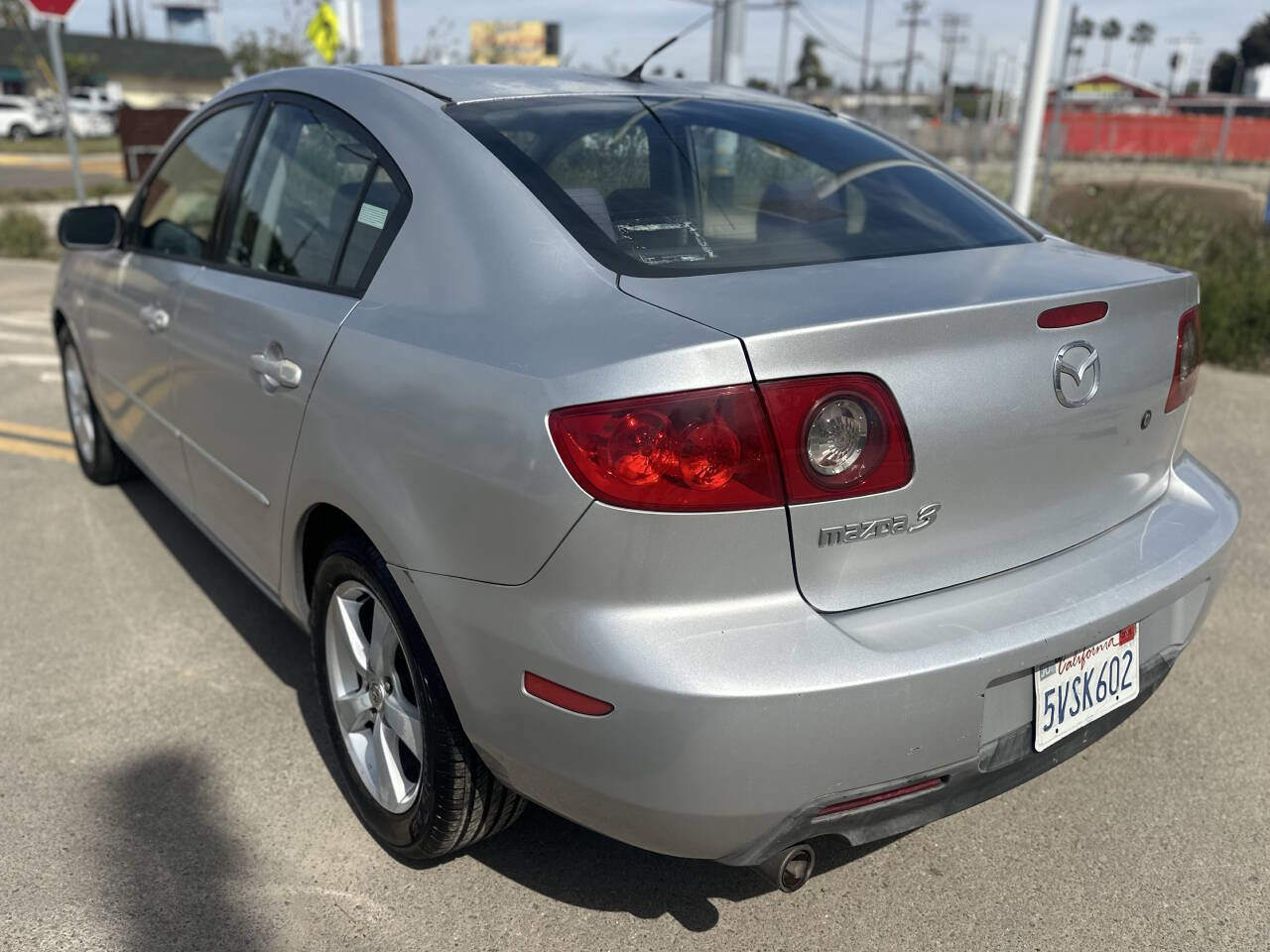Used 2006 MAZDA MAZDA3 i Touring image 8
