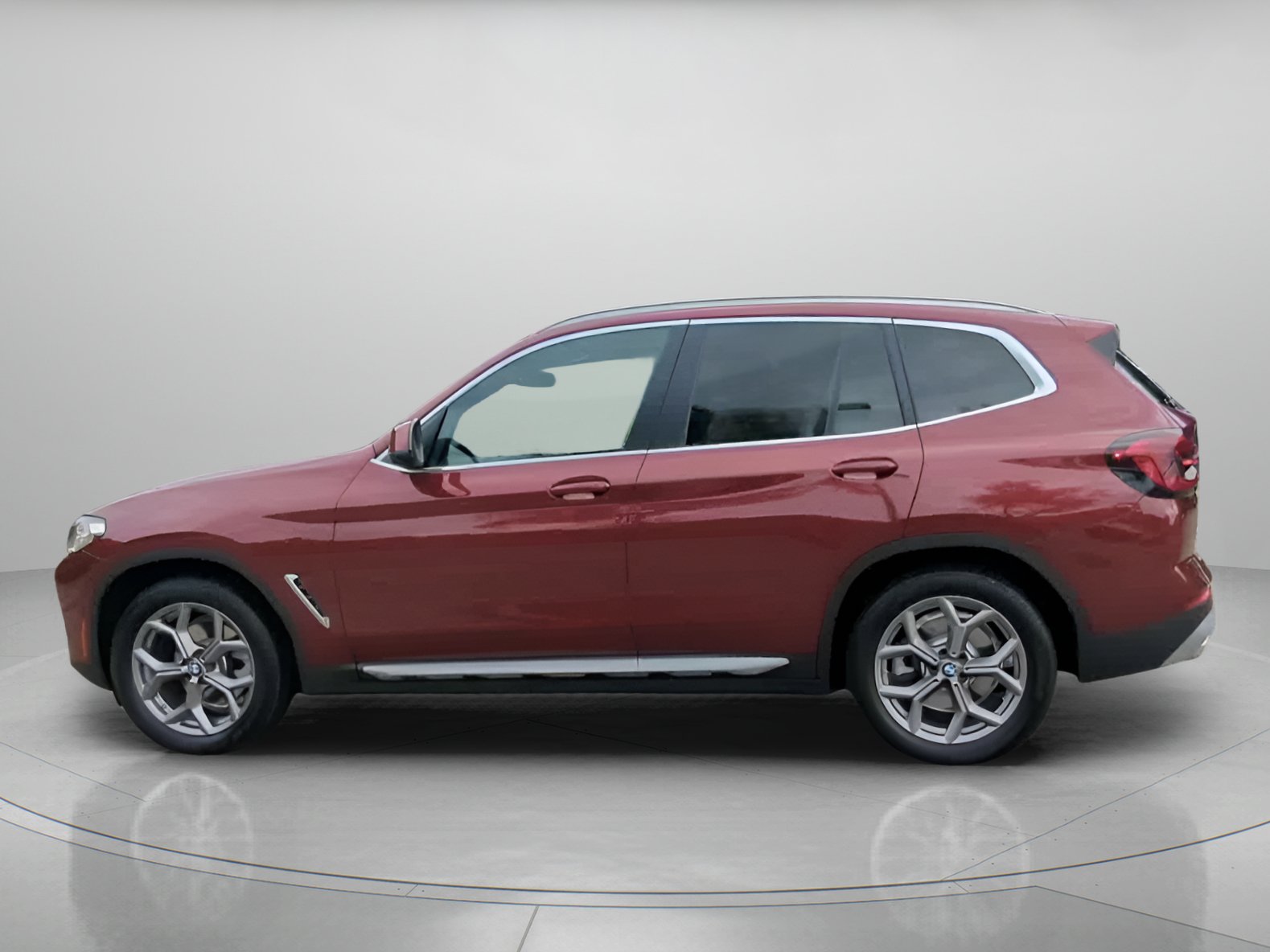 Used 2024 BMW X3 sDrive30i w/ Convenience Package RWD image 17