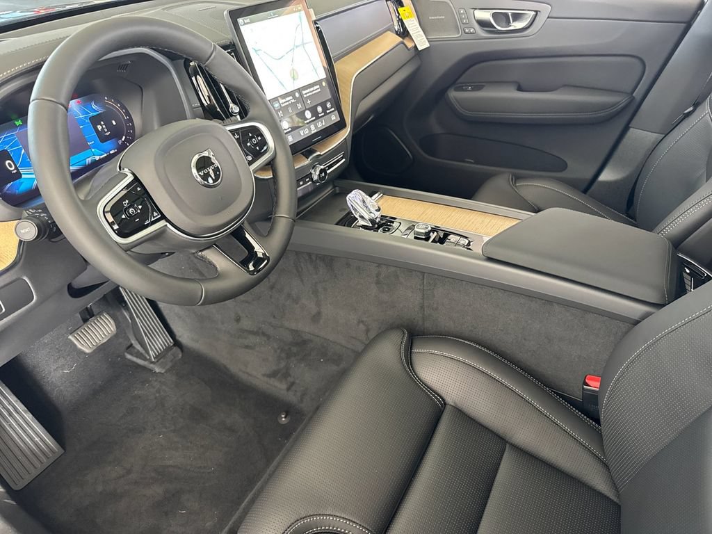 New 2026 Volvo XC60 B5 Ultra w/ Climate Package AWD/4WD image 9