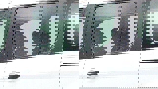 Used 2020 Ford Transit Connect XL image 7