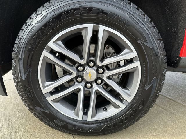 Used 2020 Chevrolet Colorado W/T w/ Custom Special Edition image 22