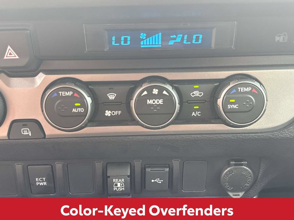 Used 2021 Toyota Tacoma SR5 AWD/4WD image 18