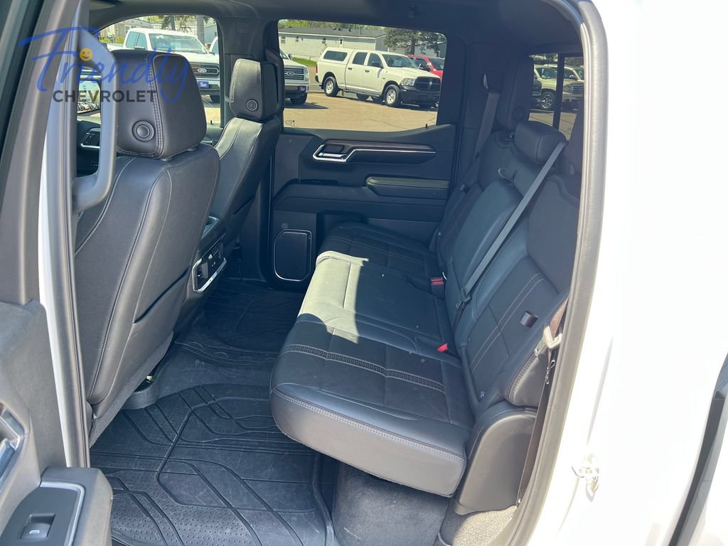 Certified 2023 Chevrolet Silverado 1500 High Country w/ High Country Premium Package AWD/4WD image 32