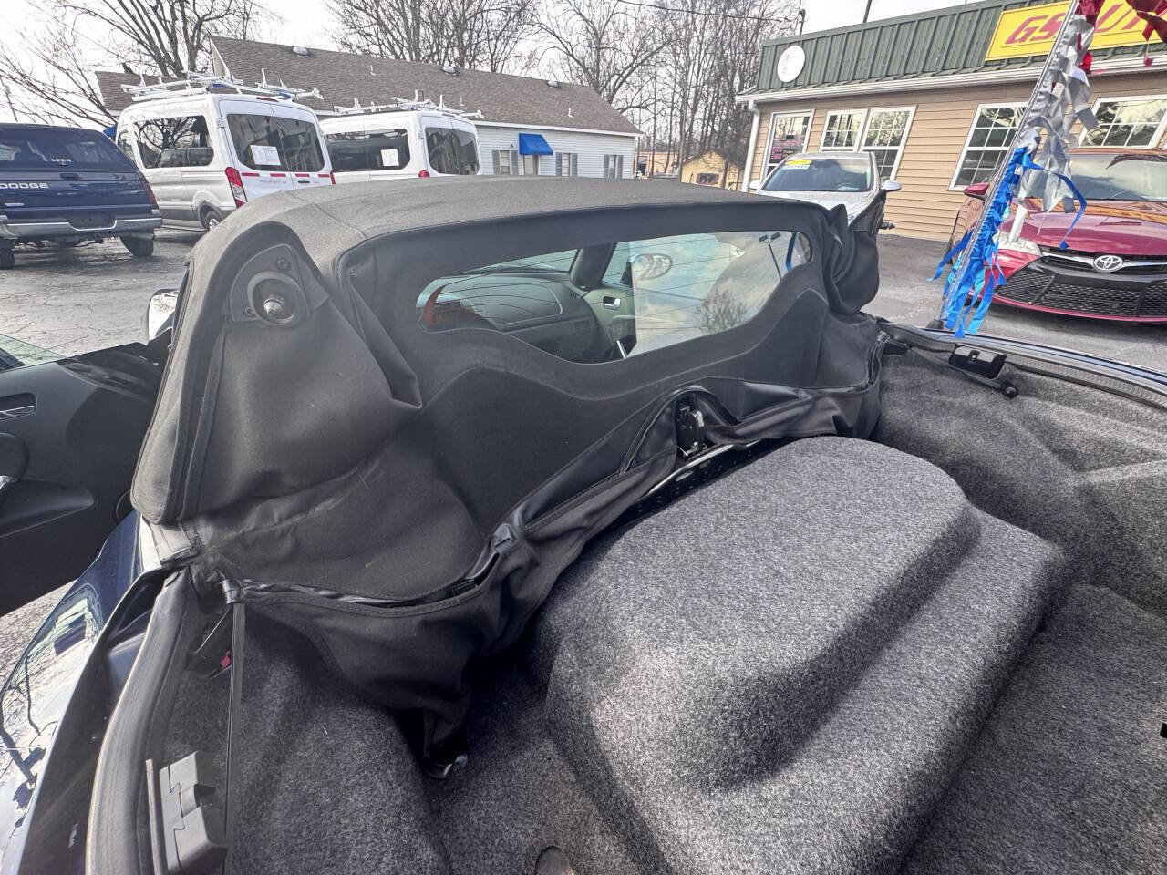 Used 2007 Saturn Sky w/ Premium Trim Pkg image 32