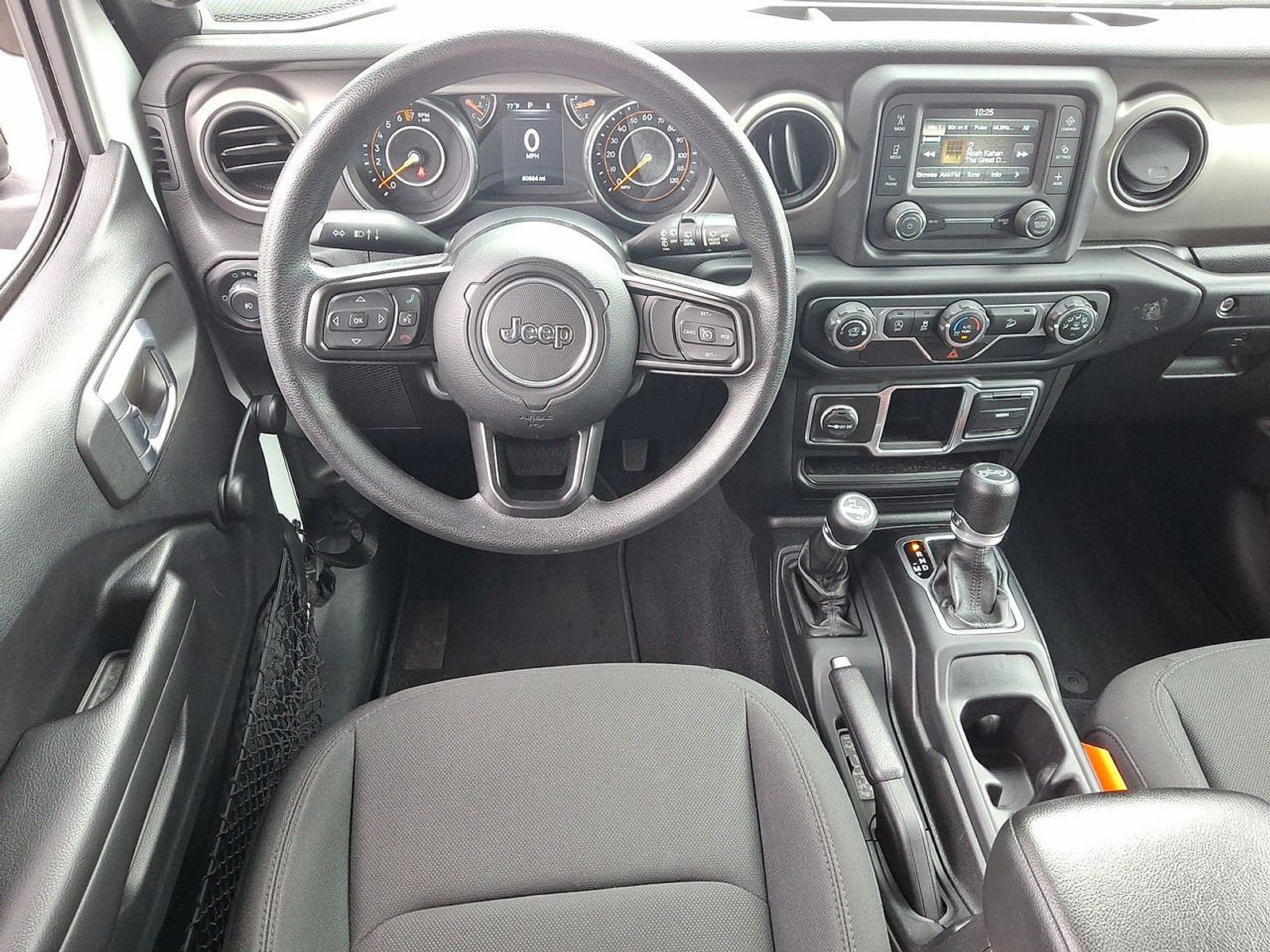 Used 2018 Jeep Wrangler Unlimited Sport AWD/4WD image 20