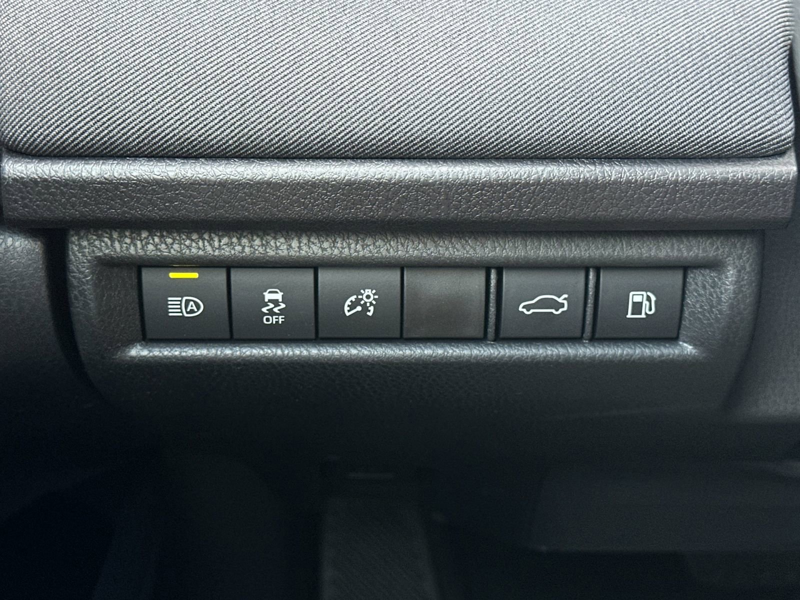 Used 2026 Toyota Camry LE image 29