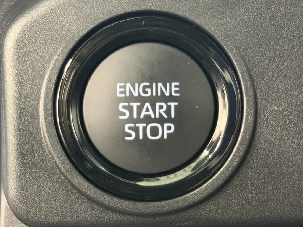 Certified 2026 Toyota Tacoma SR5 AWD/4WD image 29
