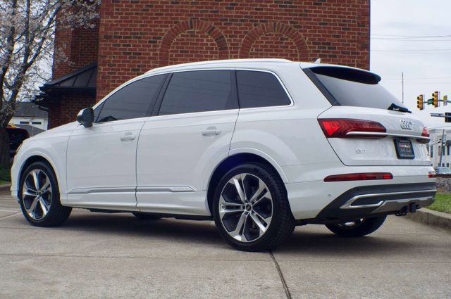 Used 2023 Audi Q7 3.0T Prestige w/ Prestige Package AWD/4WD image 7