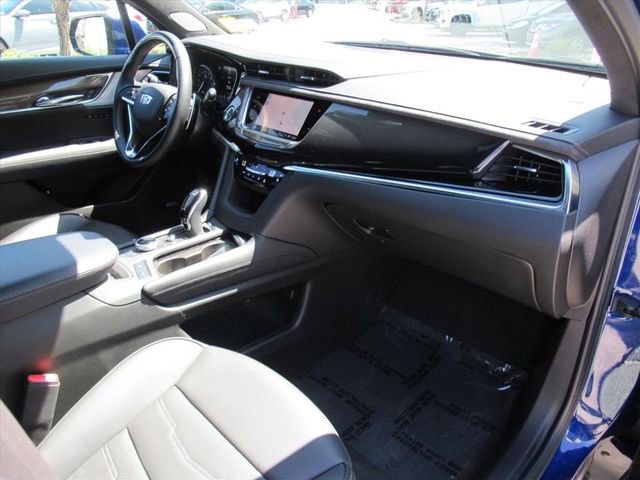 Certified 2024 Cadillac XT6 Sport w/ Platinum Package image 12