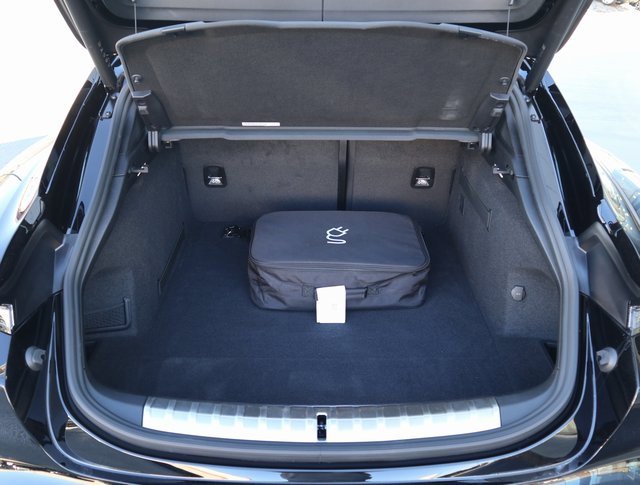 Used 2024 Porsche Taycan 4S image 12