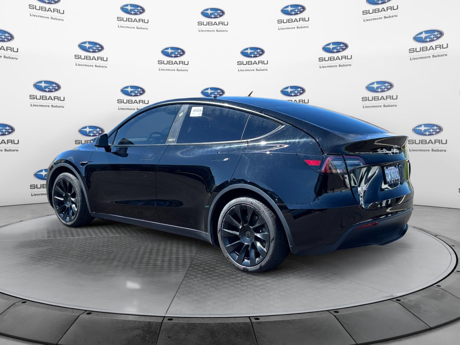 Used 2023 Tesla Model Y Long Range AWD/4WD image 4