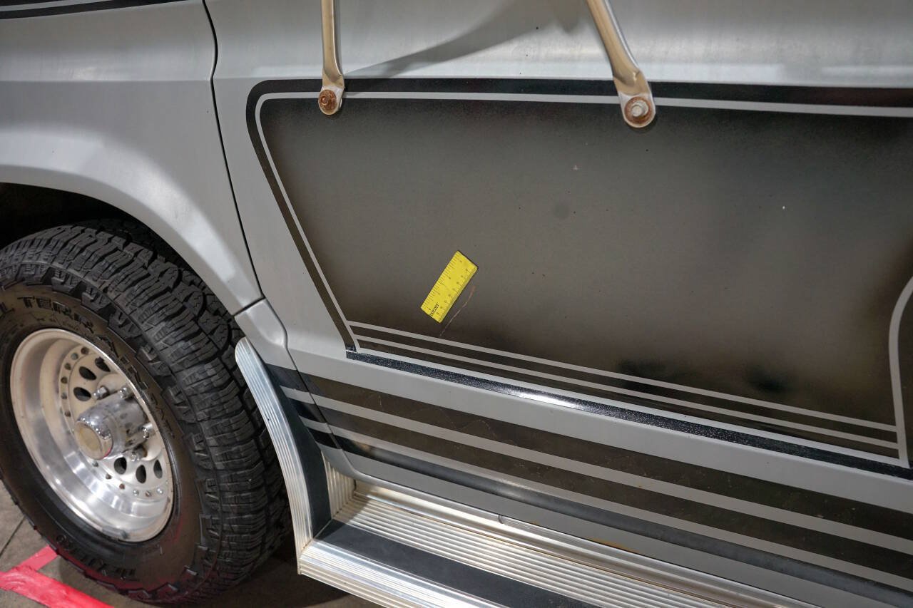 Used 1987 Ford E-150 and Econoline 150 RWD image 31