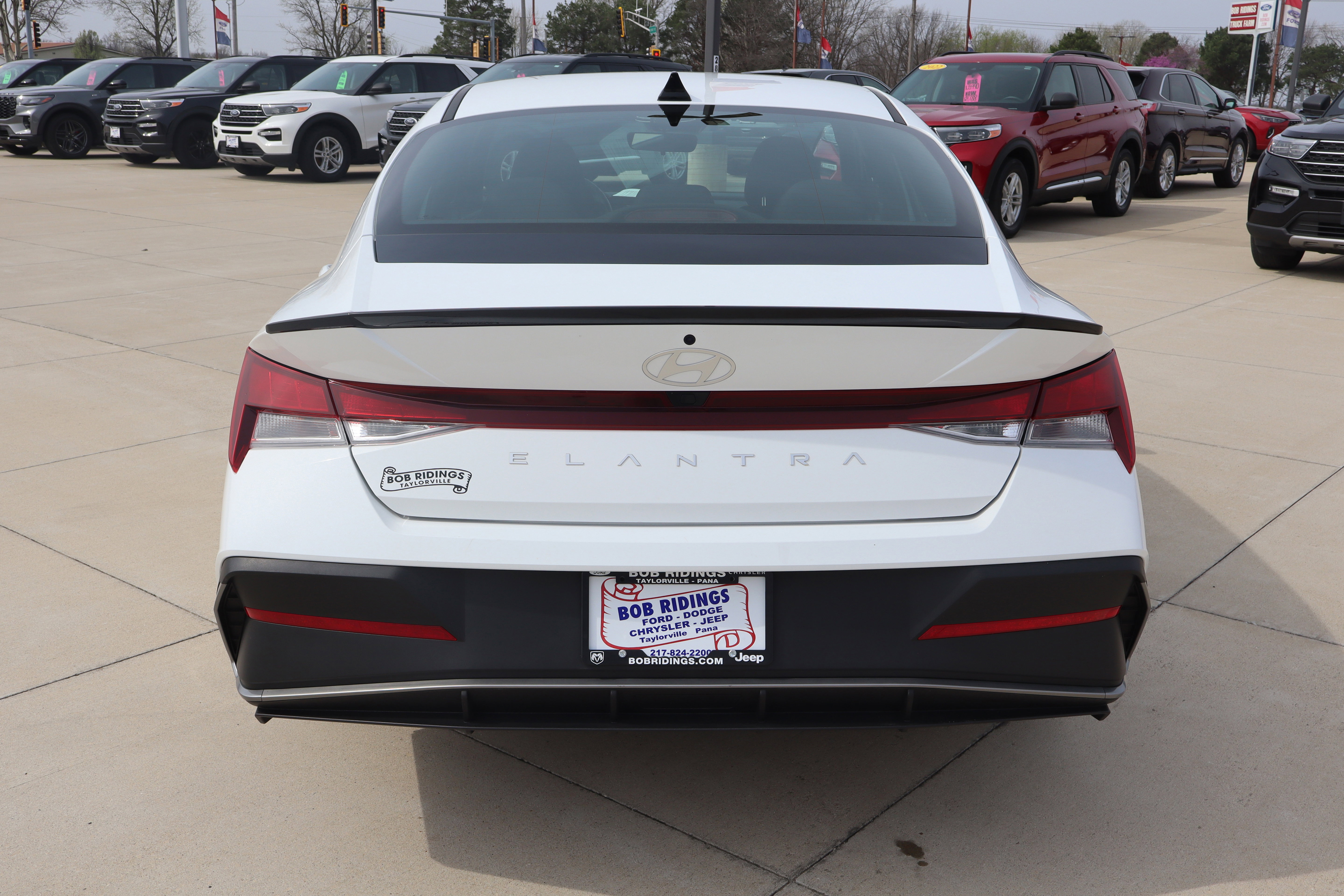 Used 2025 Hyundai Elantra Sport image 6