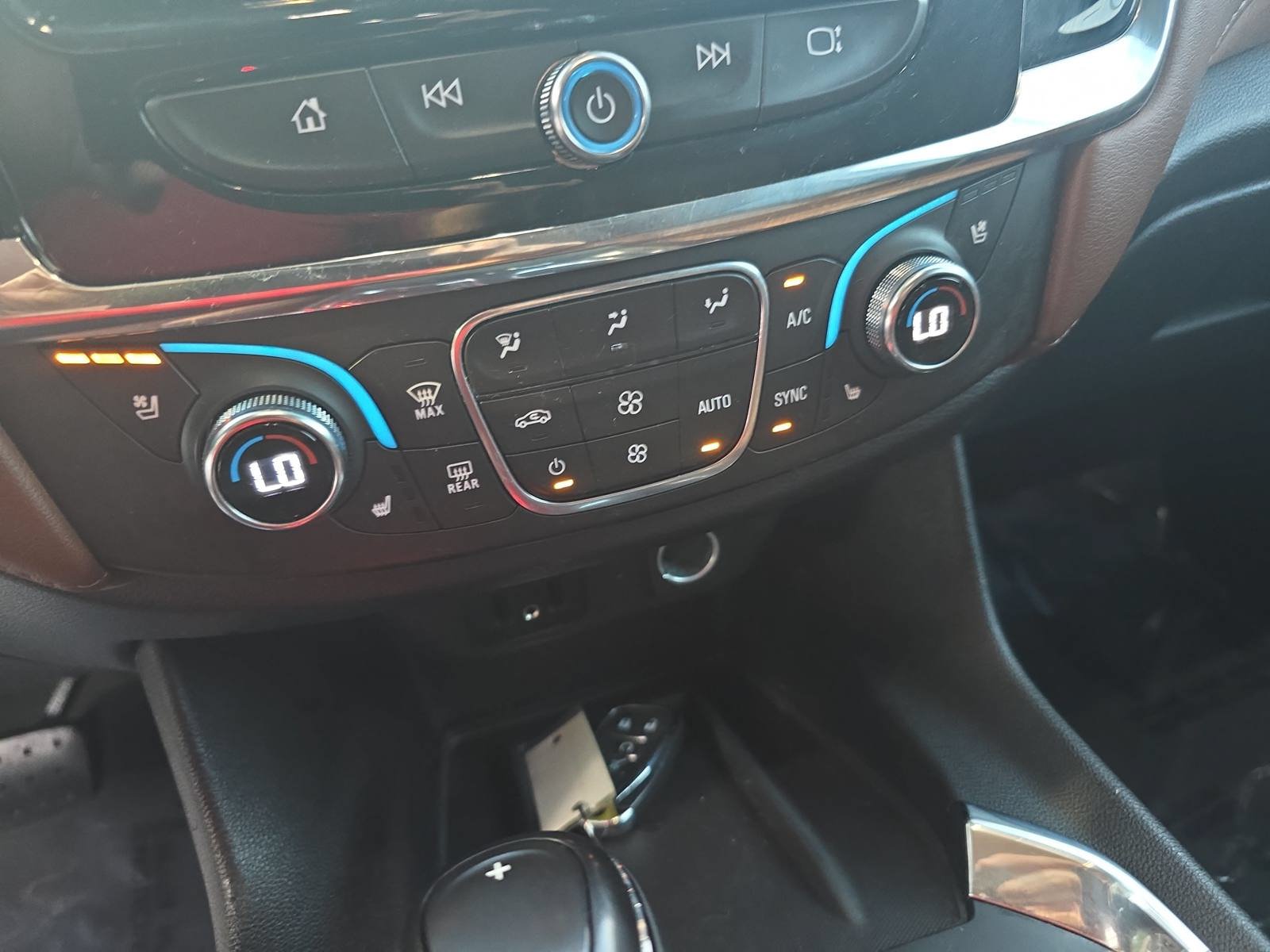 Used 2019 Chevrolet Traverse High Country AWD/4WD image 21