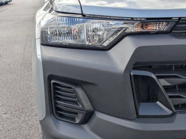 New 2026 Chevrolet Colorado W/T w/ WT Custom Package RWD image 11