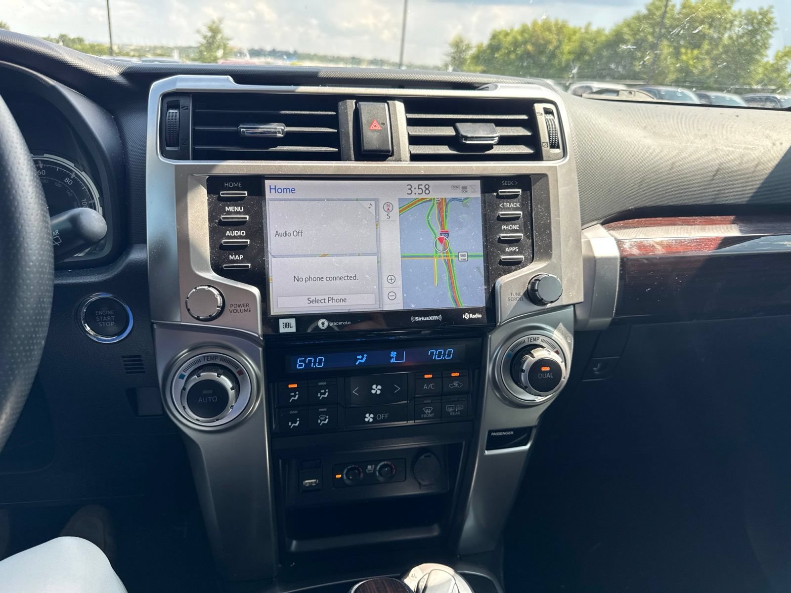 Used 2022 Toyota 4Runner Limited AWD/4WD image 17