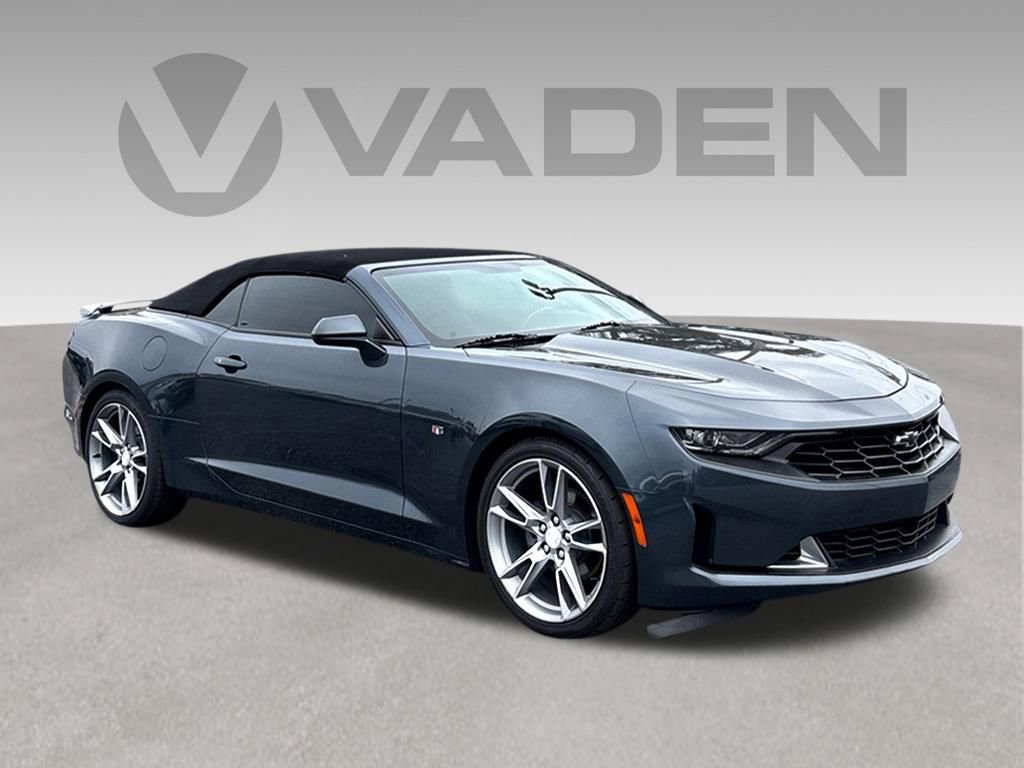 Used 2019 Chevrolet Camaro LT RWD image 1
