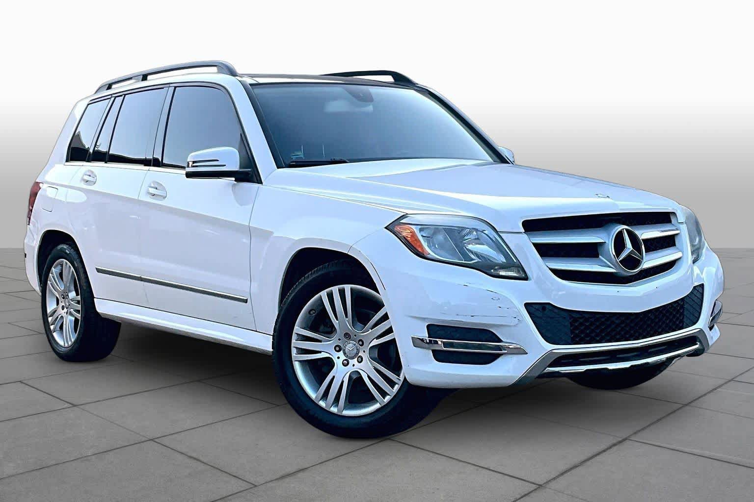 Used 2015 Mercedes-Benz GLK 350 2WD image 3