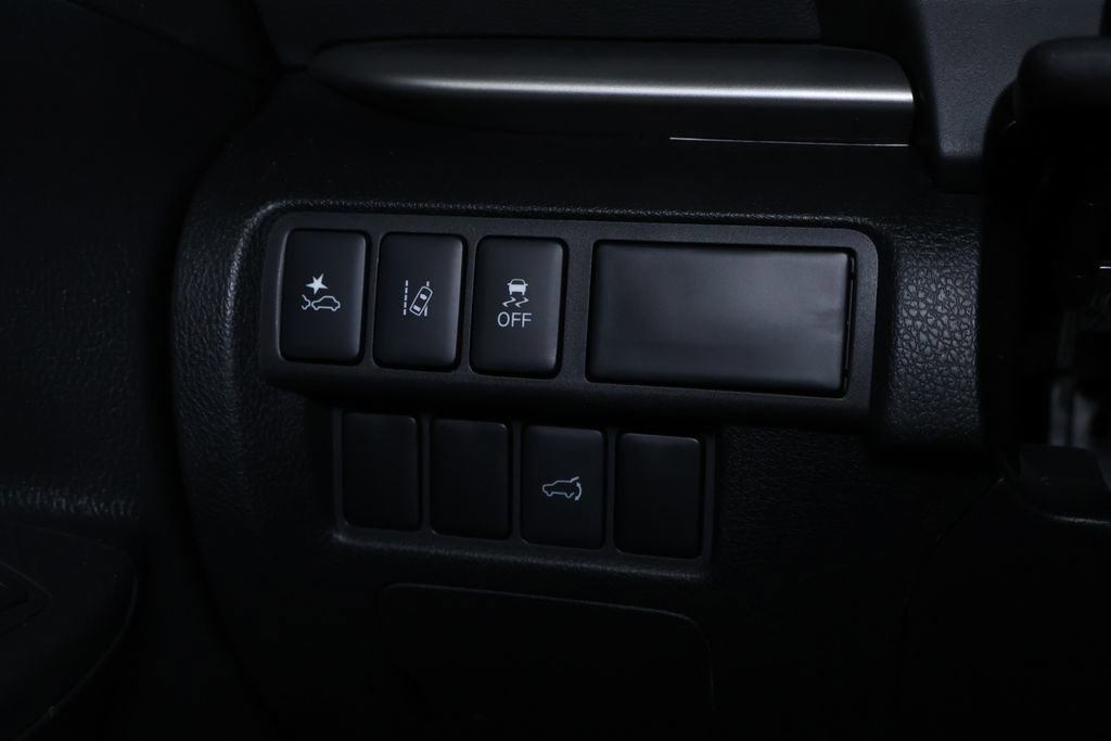 Used 2025 Mitsubishi Eclipse Cross SE image 24