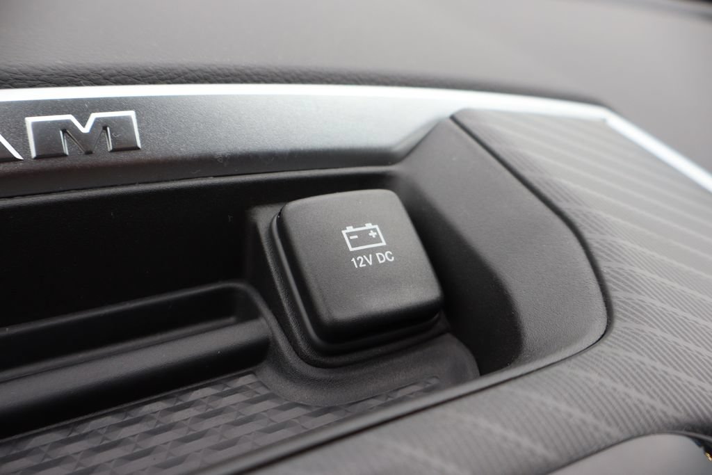 Used 2025 RAM 1500 Big Horn AWD/4WD image 21