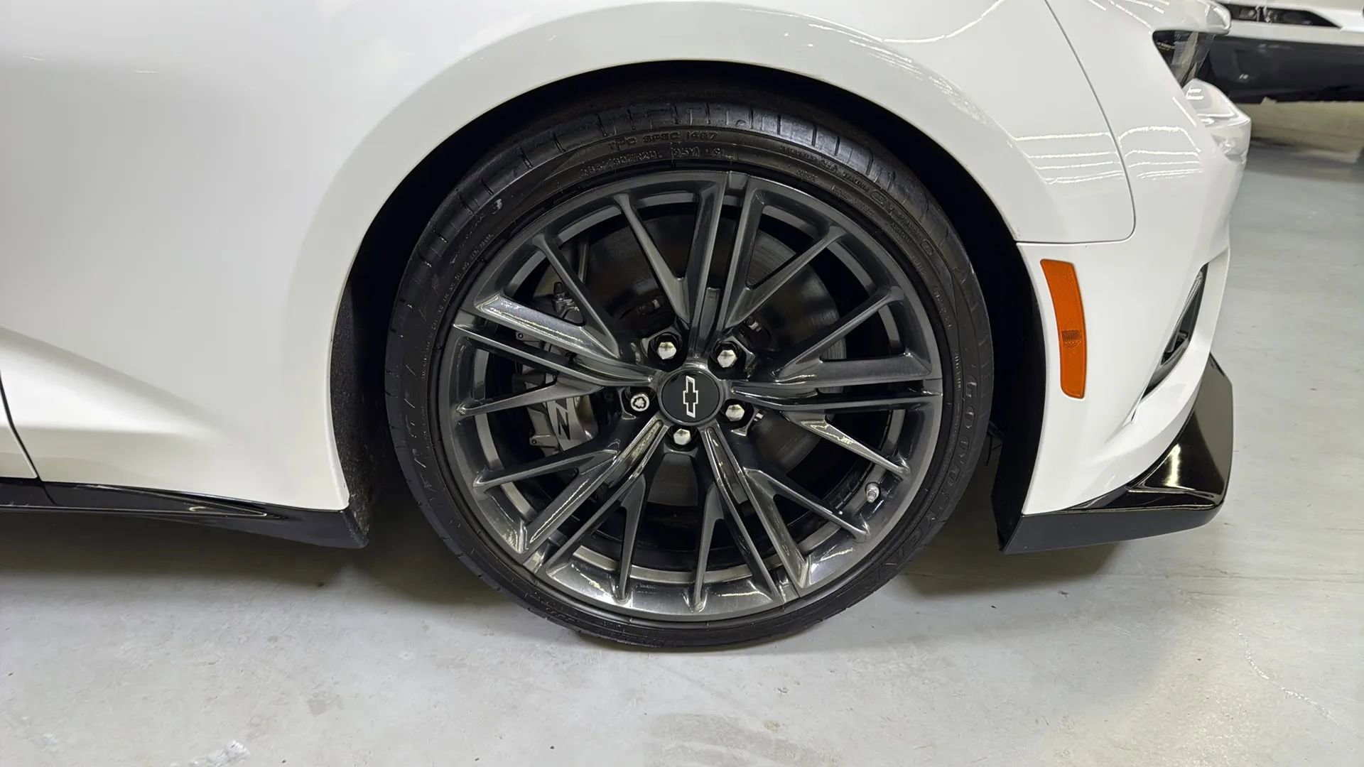 Used 2022 Chevrolet Camaro ZL1 image 31