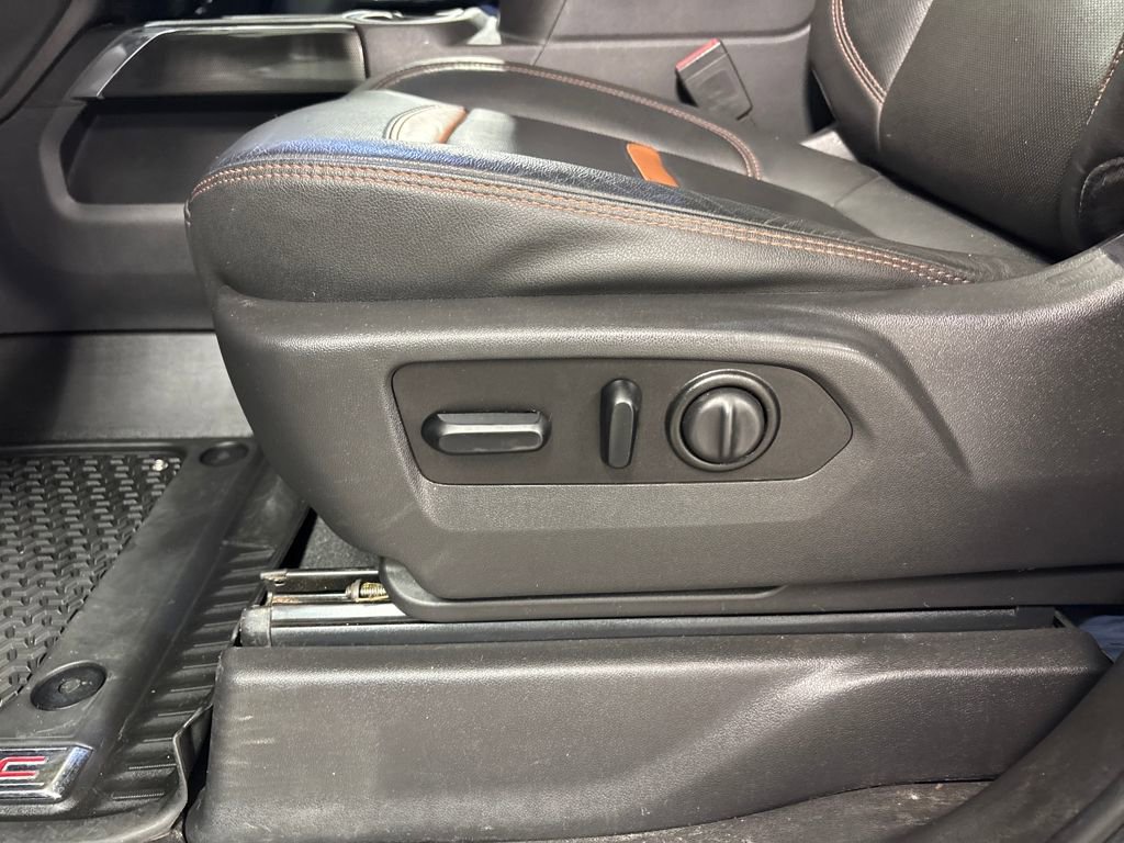 Used 2021 GMC Sierra 1500 AT4 w/ AT4 Premium Package image 25