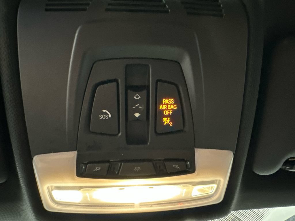 Used 2018 BMW 330i Sedan RWD image 30