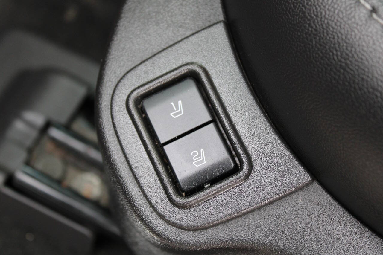 Used 2015 Ford Taurus SHO w/ Equipment Group 401A image 29