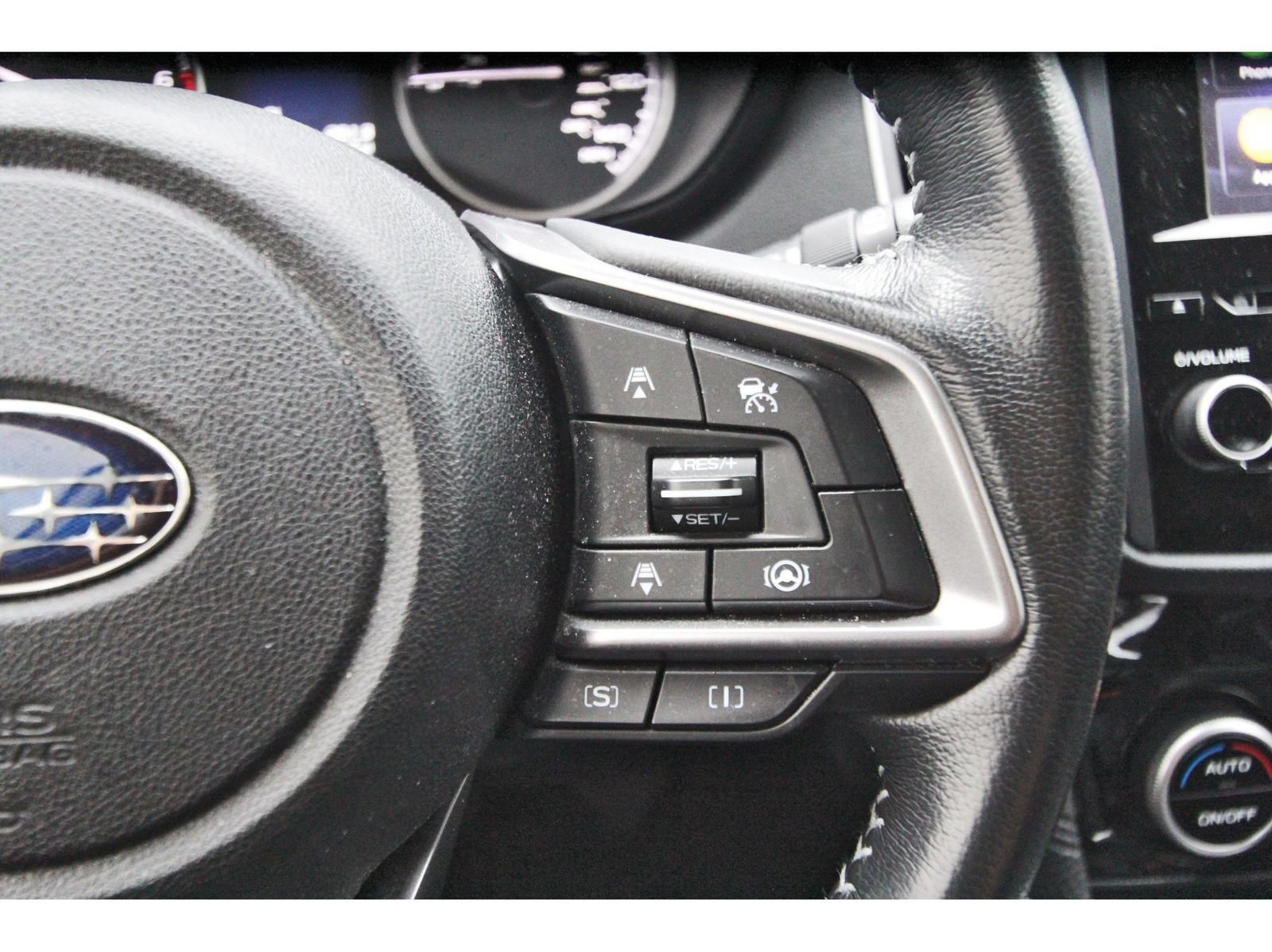 Used 2020 Subaru Forester Premium AWD/4WD image 16