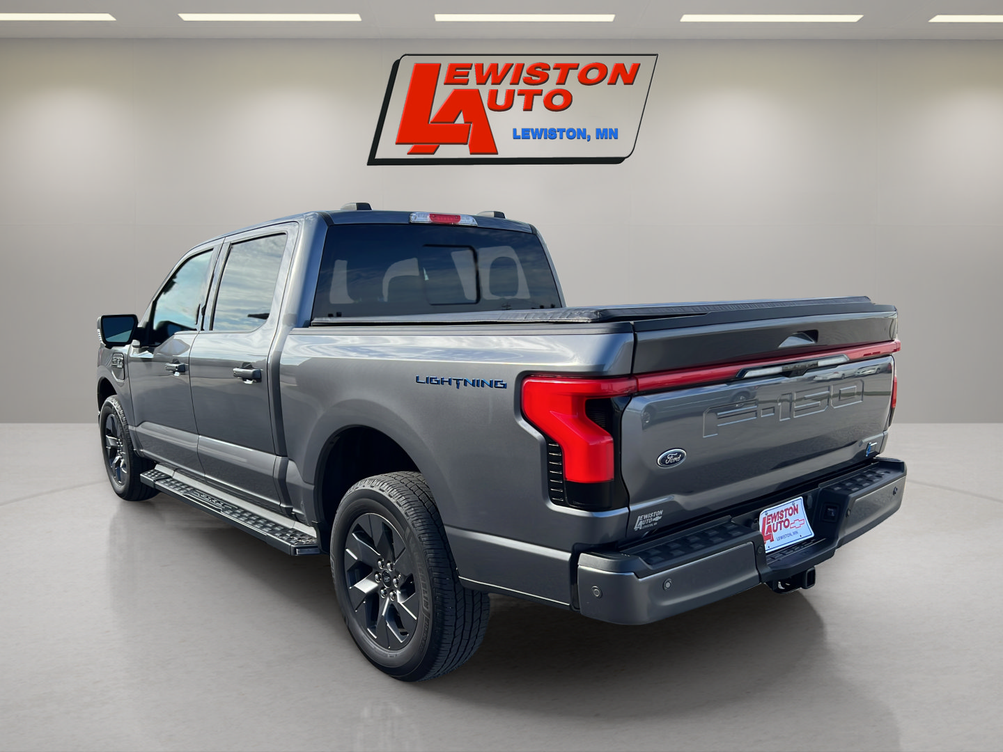 Used 2023 Ford F150 Lightning Lariat w/ Equipment Group 511A High AWD/4WD image 11