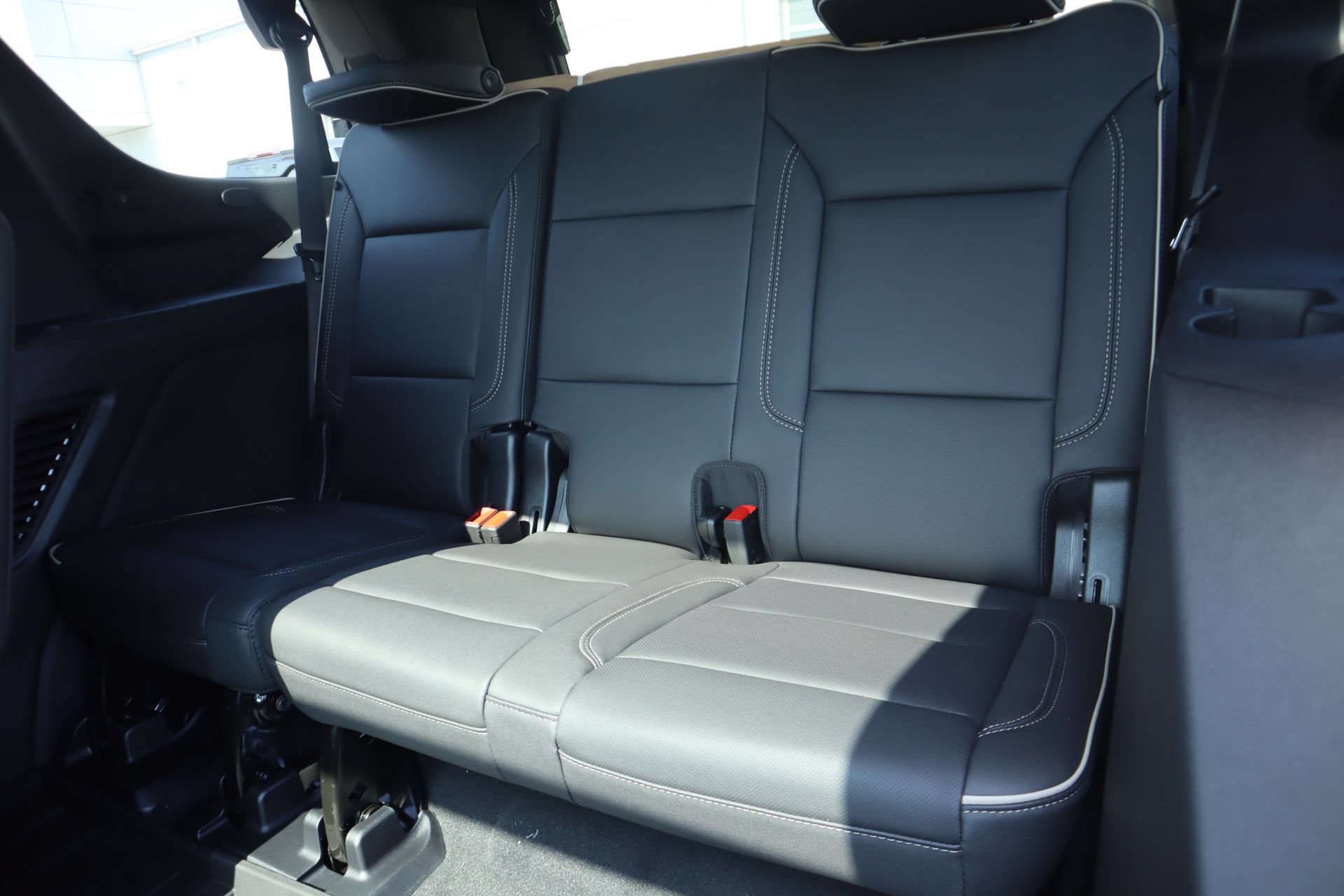New 2026 Chevrolet Tahoe Premier w/ Sun And Tow Package AWD/4WD image 15