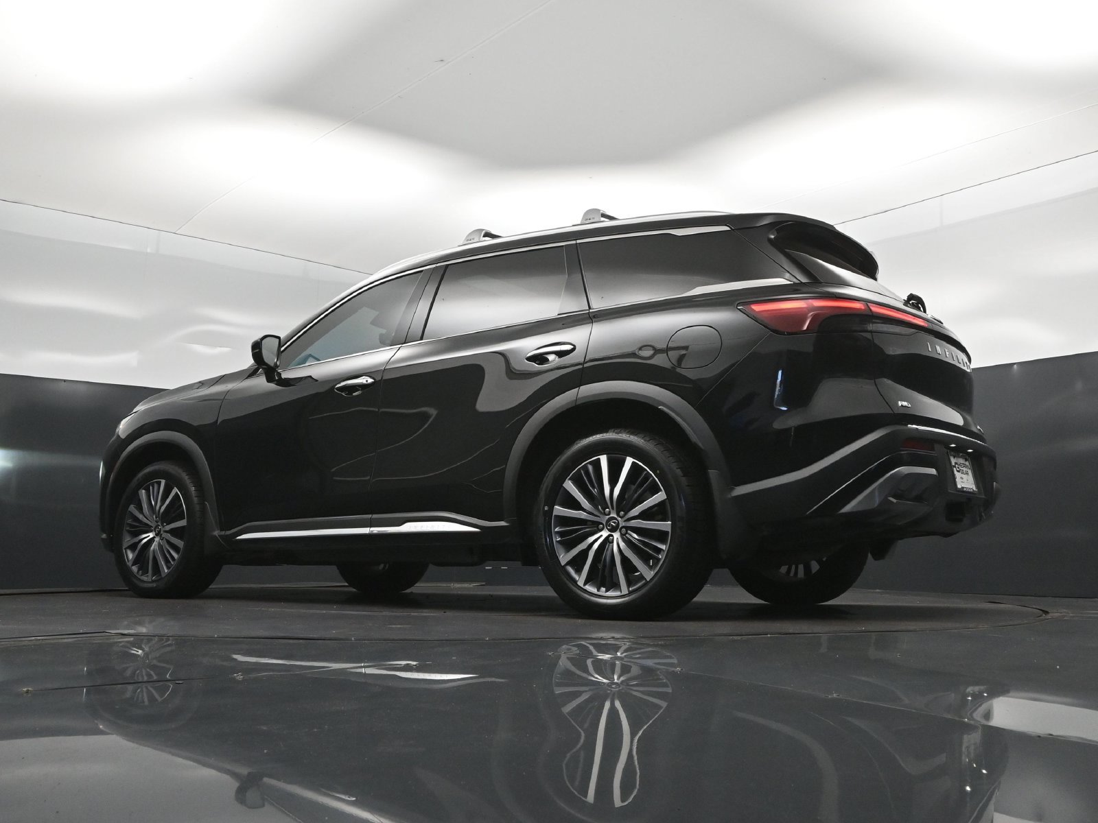 Certified 2023 INFINITI QX60 Sensory w/ Vision Package AWD/4WD image 41
