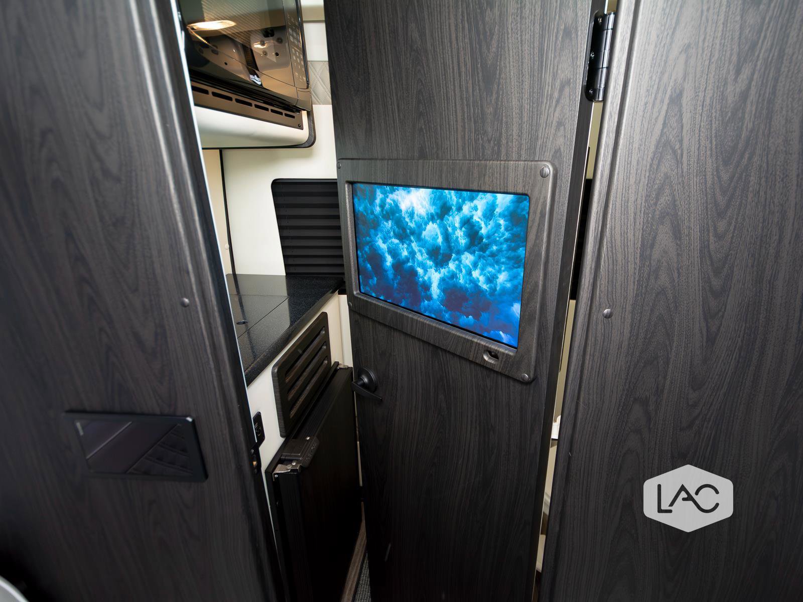 Used 2025 Mercedes-Benz Sprinter 3500 image 7