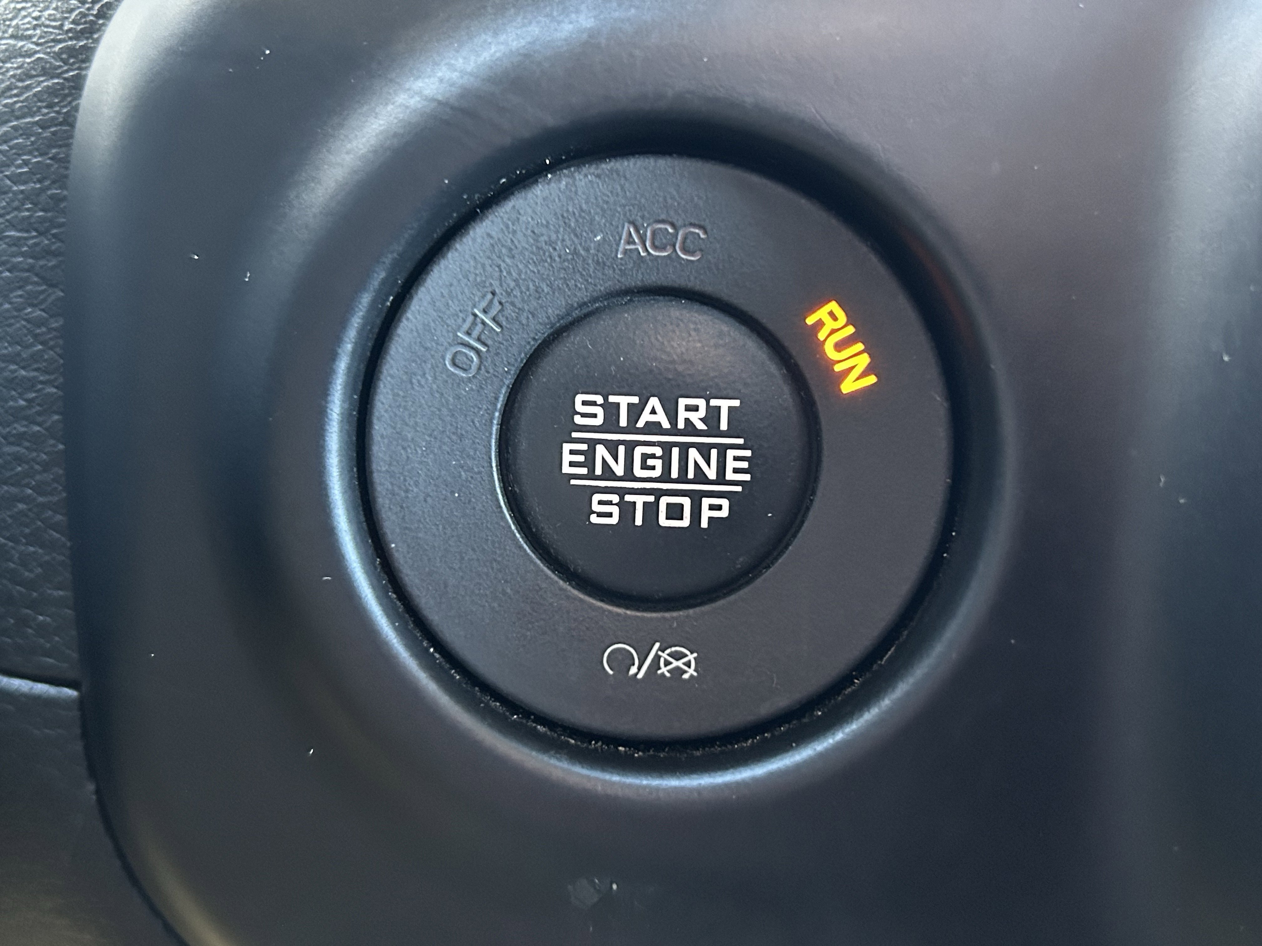 Used 2022 Jeep Gladiator Sport image 30