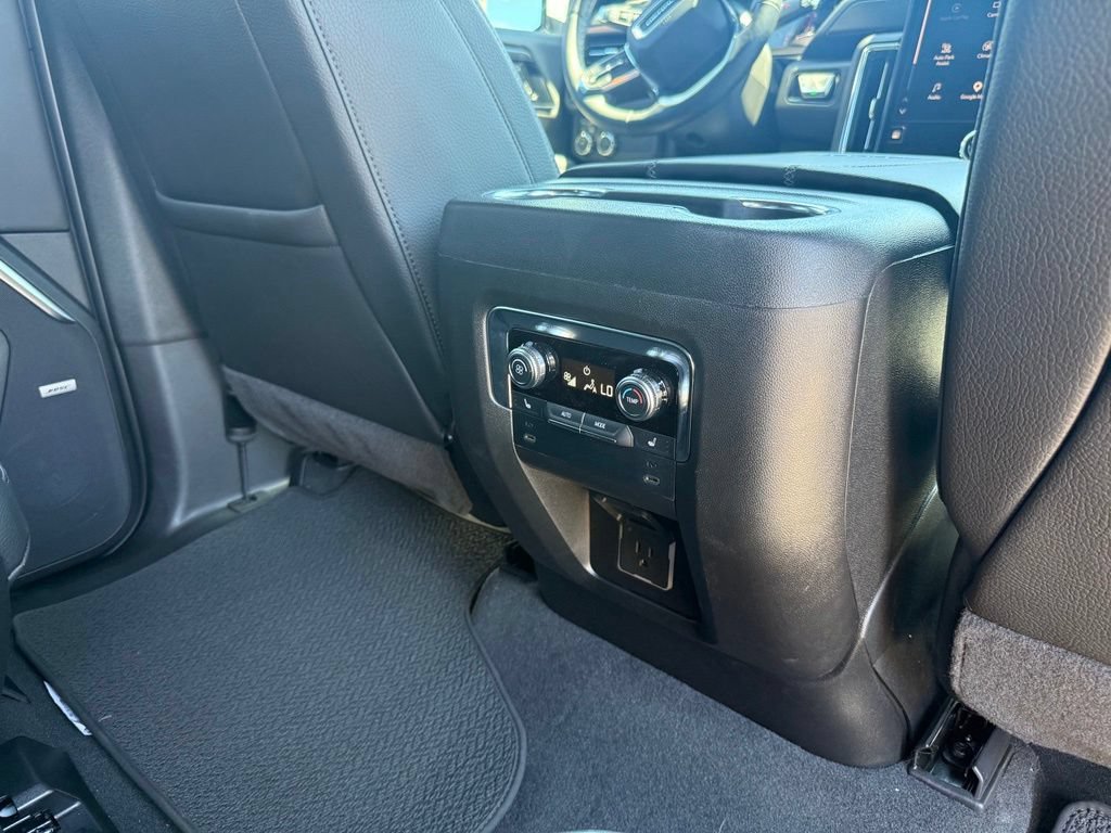 Used 2026 GMC Yukon XL Denali w/ Sun & Power Step Package AWD/4WD image 21