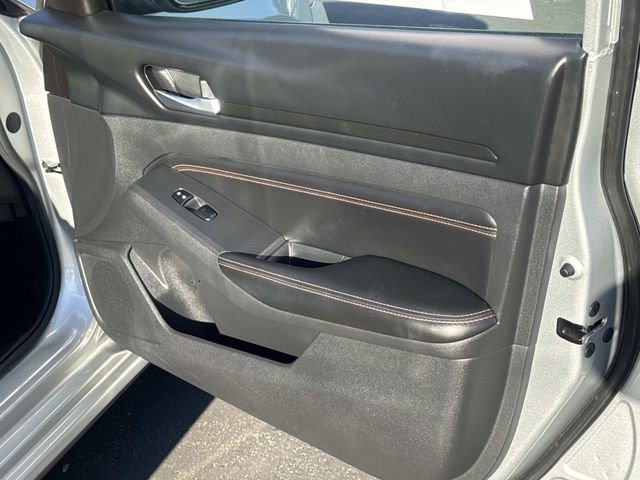 Used 2022 Nissan Altima 2.5 SR image 32