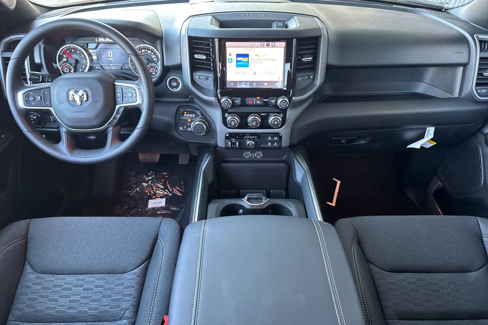 New 2027 RAM 1500 Express AWD/4WD image 12