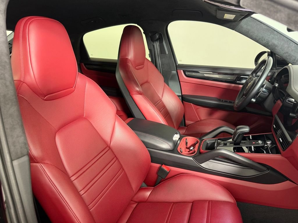 Certified 2023 Porsche Cayenne Turbo GT AWD/4WD image 16