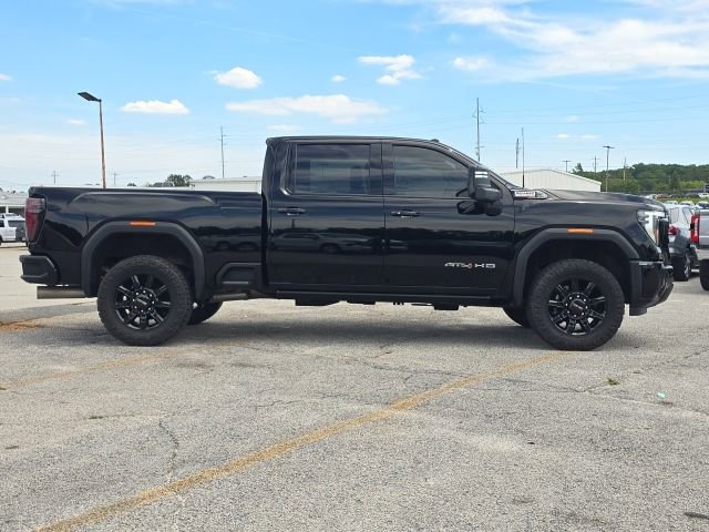 Used 2025 GMC Sierra 2500 AT4 AWD/4WD image 6
