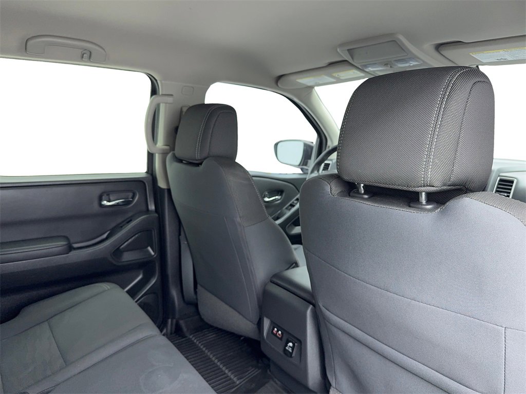Used 2023 Nissan Frontier SV w/ SV Convenience Package image 49