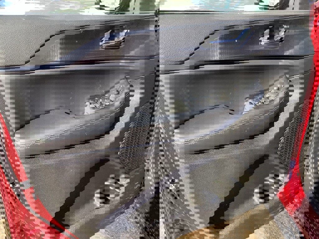 New 2025 Jeep Grand Cherokee L Laredo w/ Luxury Tech Group I image 15