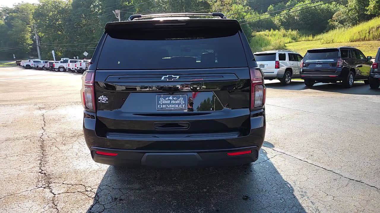 Used 2023 Chevrolet Suburban Z71 w/ Z71 Off-Road Package image 7