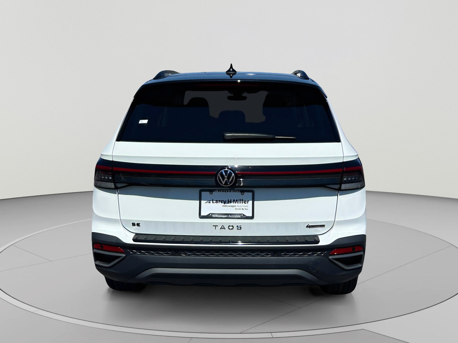 New 2026 Volkswagen Taos SE AWD/4WD image 4