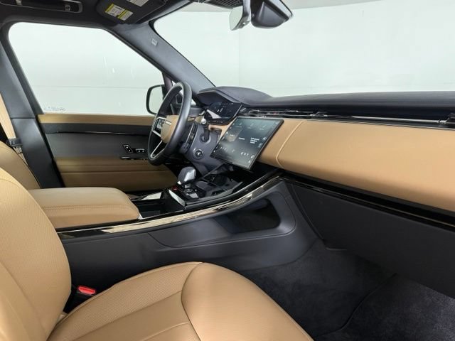Certified 2025 Land Rover Range Rover Sport SE AWD/4WD image 33