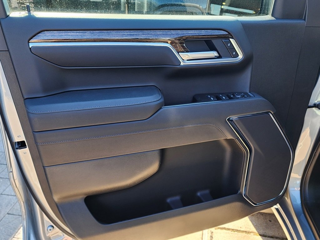 New 2026 GMC Sierra 1500 Elevation image 14